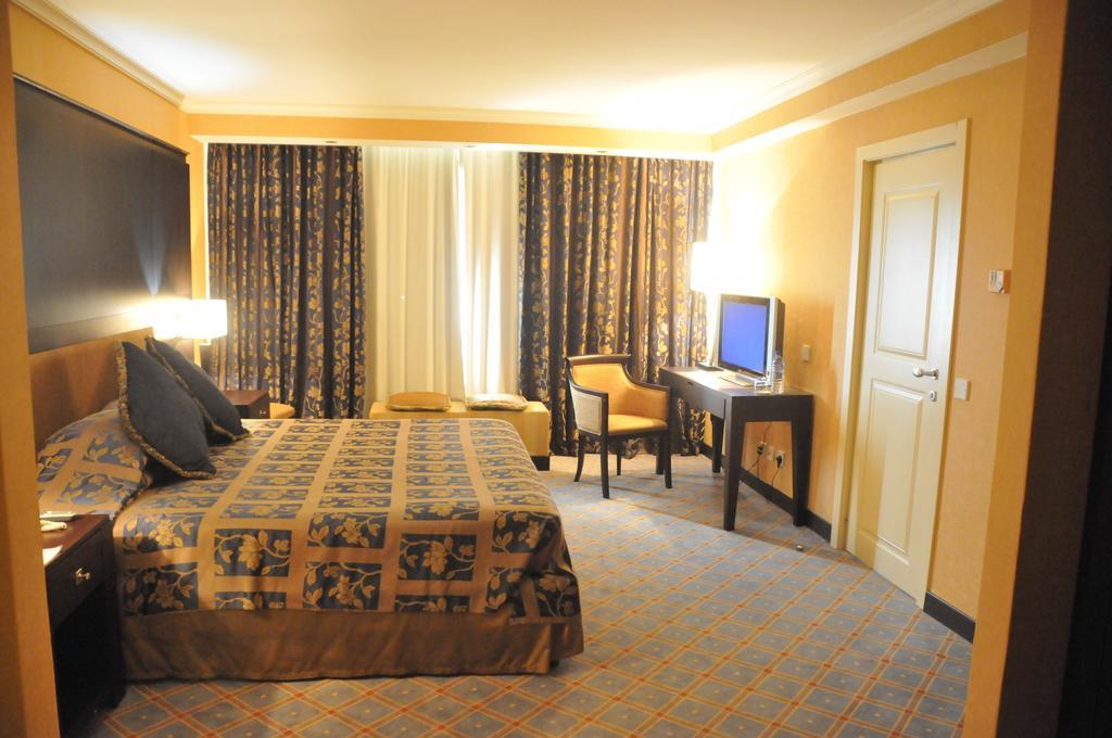 Nicon Luxury Abuja Hotel Bagian luar foto