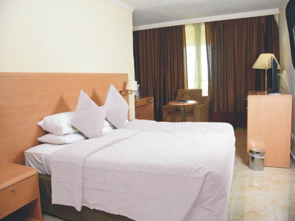 Nicon Luxury Abuja Hotel Bagian luar foto