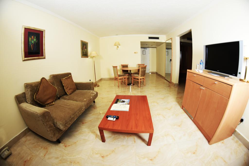 Nicon Luxury Abuja Hotel Bagian luar foto